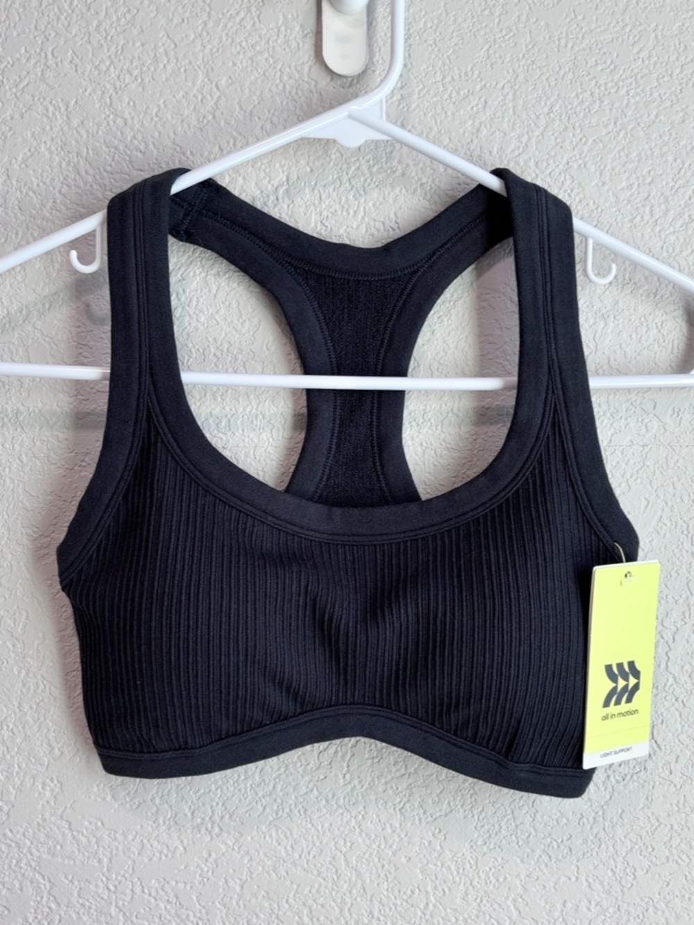 NWT All in Motion Ribbed Seamless Sports Bra Black Women’s Size Small